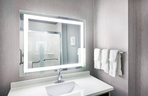 Lubbock Hotel | Holiday Inn Lubbock South by IHG