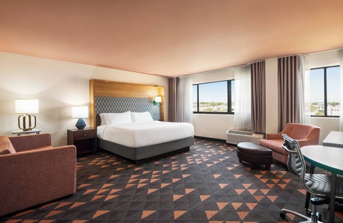 Tillmans Corner Hotel | Holiday Inn Mobile West I-10 by IHG