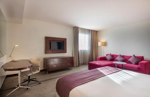 Muscat Hotel | Holiday Inn Muscat AlSeeb by IHG