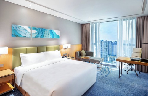 Shizhong District Hotel | Holiday Inn Neijiang Riverside by IHG