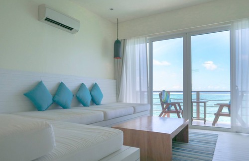Kandooma Resort | Holiday Inn Resort Kandooma Maldives by IHG