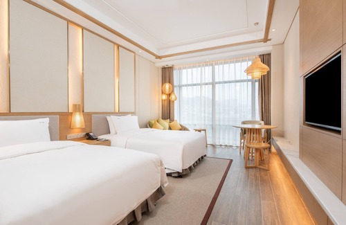 Yuanzhou Hotel | Holiday Inn Resort Yichun Mingyue Mountain by IHG