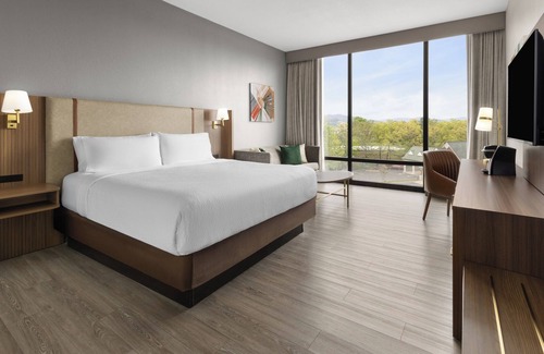 Cave Spring Hotel | Holiday Inn Roanoke-Tanglewood-Rt 419&i581 by IHG