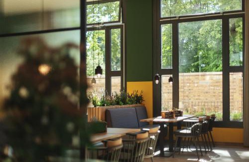 Schoeneberg Hotel | Holiday Inn - the niu, Dwarf Berlin Schöneberg by IHG