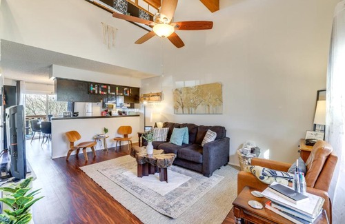 Eureka Springs House | Holiday Island Escape with Panoramic Lake Views