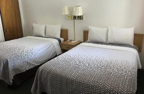 Elko Hotel | Holiday Motel