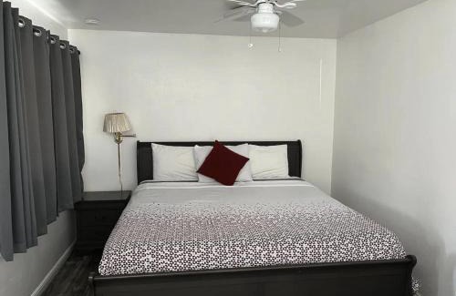 Elko Hotel | Holiday Motel