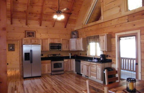 Luray Cabin | Holiday Mountain Log Cabin - A Luxury Log Cabin Close To Luray