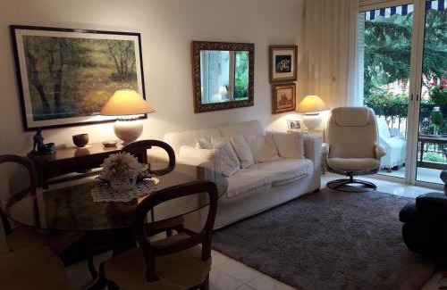 La Croix des Gardes Apartment | Holiday or Congress, Centre - Beach