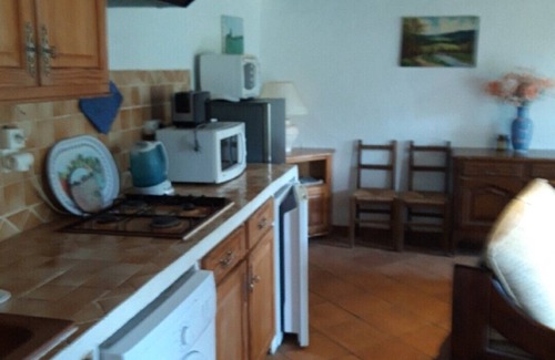 Tavernes Cabin | Holiday rental flag T2 in Haut Var