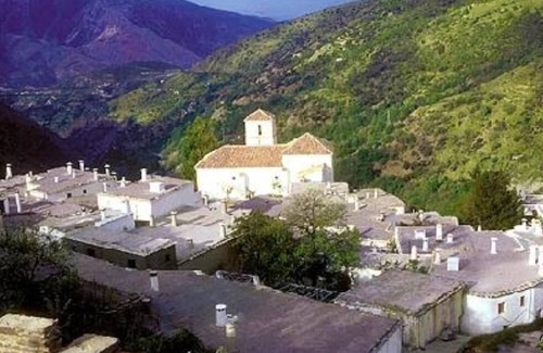 Bubion Apartment | Holiday rental with fantastic views In National Park of Sierra Nevada, Alpujarras, Granada