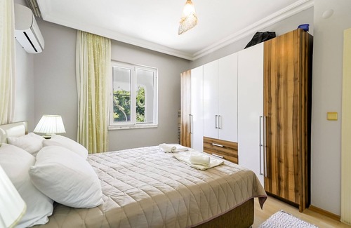 Lara Apartment | Holiday Retreat in Antalya, 5 mins to Lara Beach
