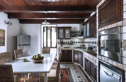 San Corrado di Fuori Villa | holiday vacation large villa rental italy, sicily, noto, southern sicily, near syracuse, pool, wi-fi, air conditioning,