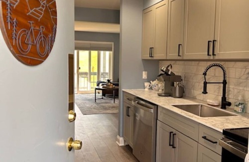 Ellicottville Condo | Holiday Valley Hideaway, Newly RenovatednWalking distance to Village & Slopes