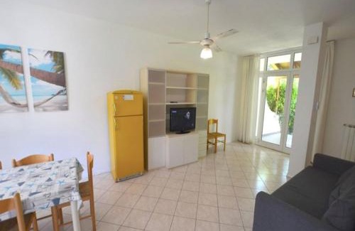 Lignano Pineta Villa | Holiday villa with garden