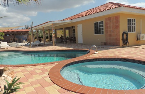 Noord Villa | Holiday villa Topaz 25