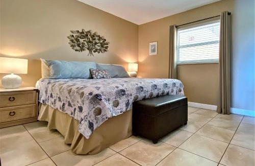Indian Shores Apartment | Holiday Villas III 510