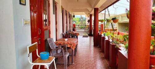 Stuart Hill House | Holidayincoorg - Brick lane