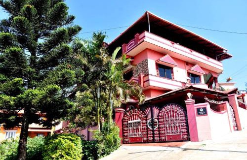 Stuart Hill House | Holidayincoorg Royal Mansion