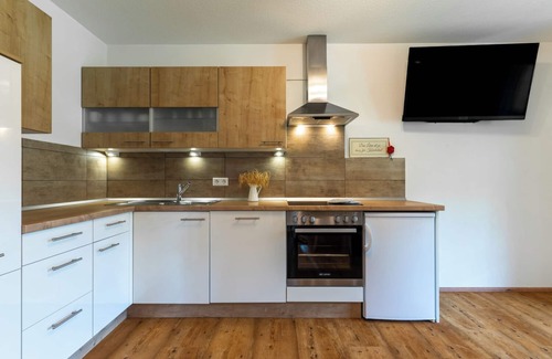 Hofstetten Other | Holidays on the Oberhubhof, overlooking the valley and the playground.