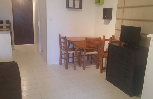 Palavas-les-Flots Apartment | Holidays: studio in Carnon beach near port and sea