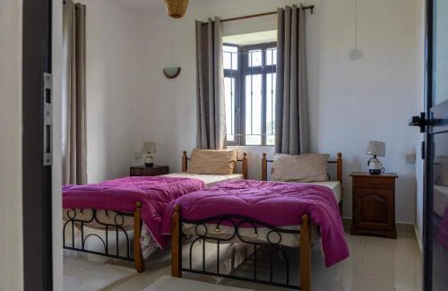 Cluny Villa | Holidays with family and friends