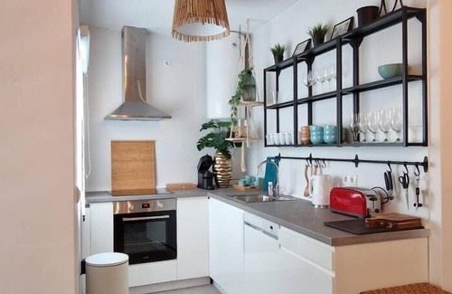 La Trinidad Apartment | Holidays2Malaga Juan Austria 2 bedrooms & 2 bath