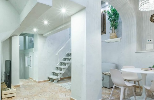 La Goleta Apartment | Holidays2Malaga Molinillo Premium Duplex in the city center renovated top style