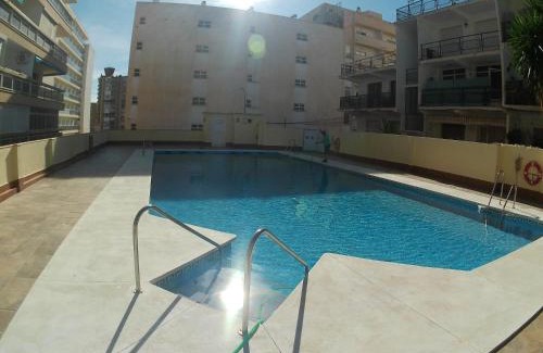 Torremolinos City Centre Apartment | Holidays2Torremolinos Studio in Loma del Colegial Torremolinos close to center with pool, rooftop terrace