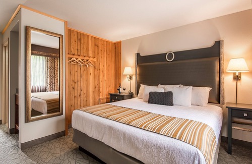 Denali National Park Resort | Holland America Denali Lodge