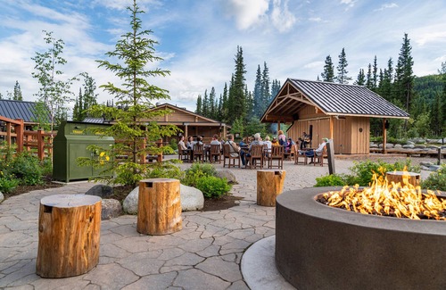 Denali National Park Resort | Holland America Denali Lodge