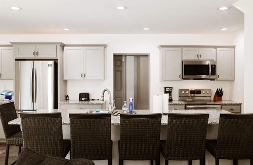 Williamstown House | Holland Lakeside Retreat located on Williamstown Lake