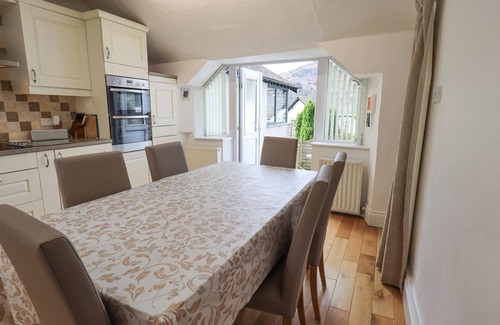 Grasmere Cottage | HOLLENS COTTAGE, pet friendly, with a garden in Grasmere