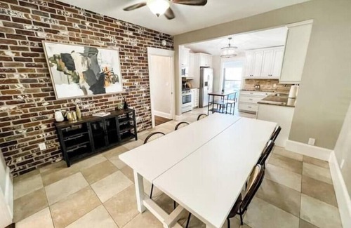 Lakeland House | Hollingsworth Pool Homenn