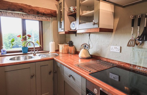 Kendal Cottage | Hollins Farm Barn
