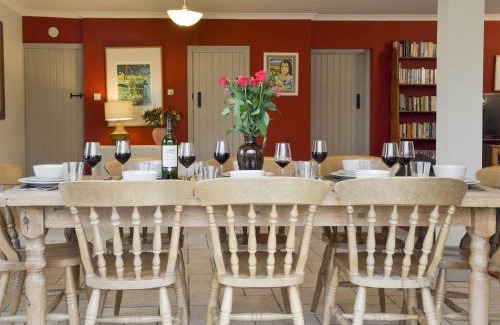 Hastings House | Holly Cottage