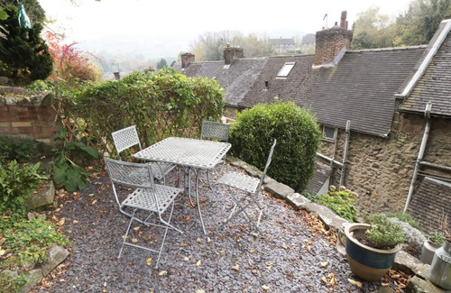Cromford Cottage | HOLLY COTTAGE, pet friendly, with open fire in Cromford