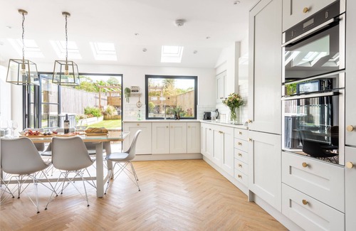 Instow House | Holly Hayes House Instow