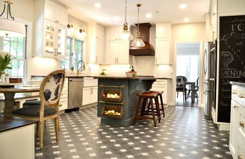 Dunn Loring House | Holly Treeside, luxury living at Tysons Corner