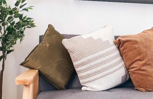 Rogerstone Apartment | Hollybush Apartment, by Solace Stays