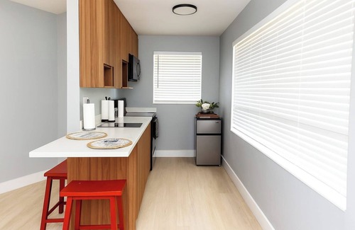 North Beach Apartment | Hollywood Beach Family-friendly 1BR