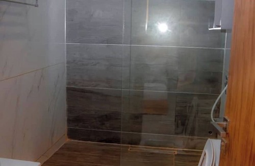 Lekki Phase 1 Hotel | Hollywood/Breakfast/LekkiPhase1