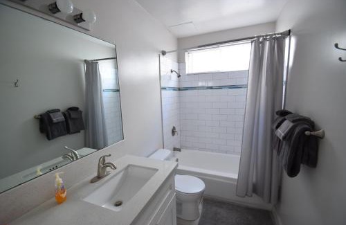 Little Armenia Apartment | Hollywood Business Suites