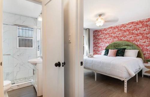 The Flats Apartment | Hollywood Gem 1BR Apt Sleeps 4