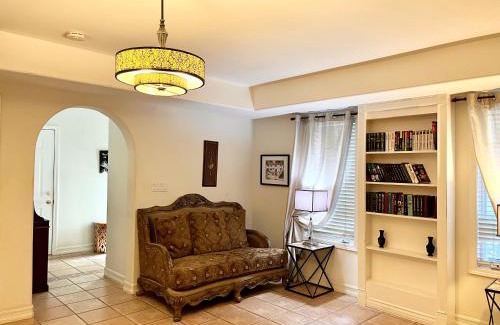 Hollywood Hills House | Hollywood Hills Homestay