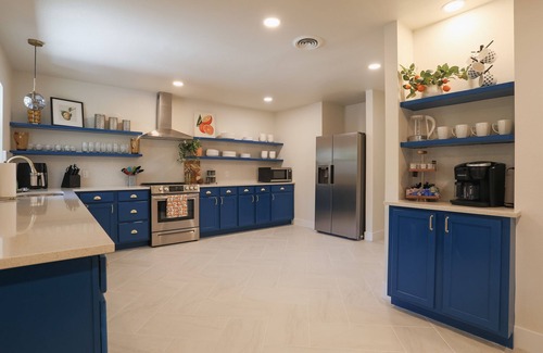Lubbock House | Hollywood in the Hub