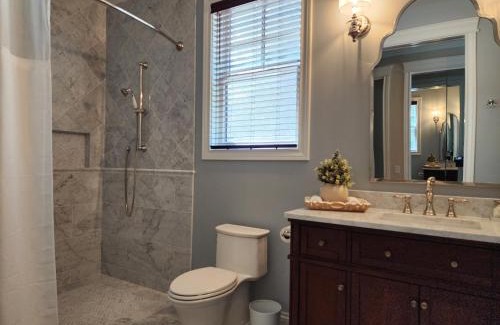 Woodinville House | Hollywood Manor House