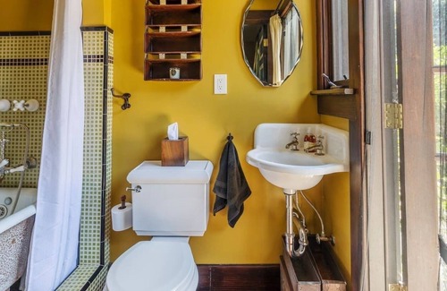 Larchmont House | Hollywood Retreat to Elevate the Creative Mind