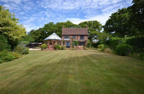 New Forest District House | Holmans NEW FOREST