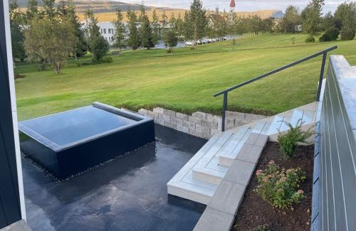 Reykholt Villa | Holt Villa